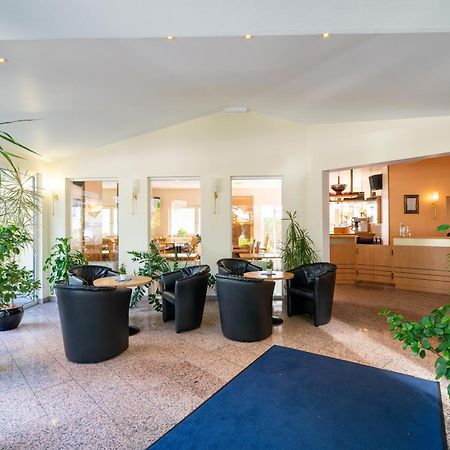 Airport Business Hotel Koeln Esterno foto